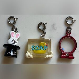 Vintage Lot Of 3 Rare Bombay Duck Charms Magician Hat Bunny Rubber Duck Soap